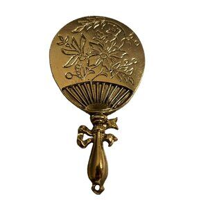 1928 Gold Tone Floral Pattern 3D Vanity Mirror Bow Fan Brooch Pin‎ VTG Accessory